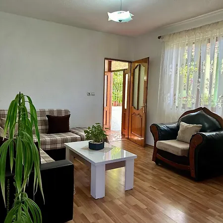 Appartement Jea House Pogradec