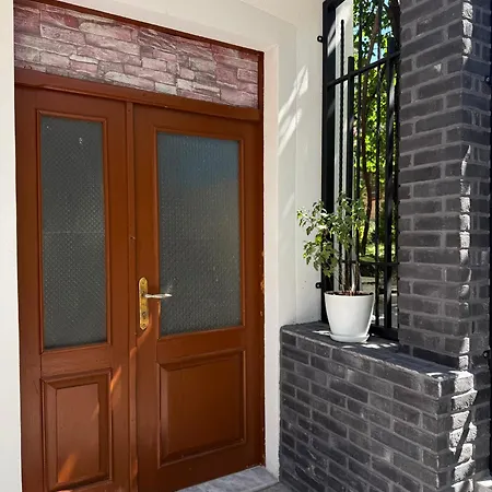 Jea House * Pogradec