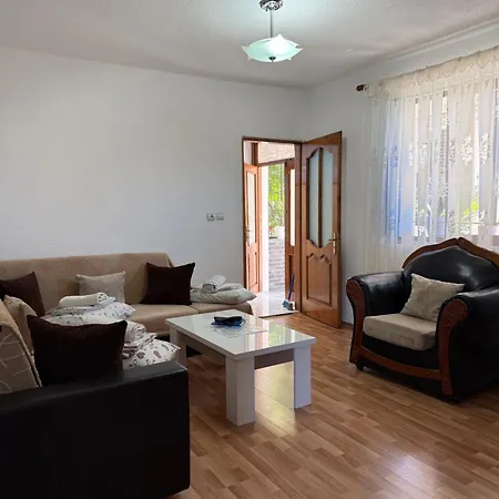 Apartment Jea House Pogradec